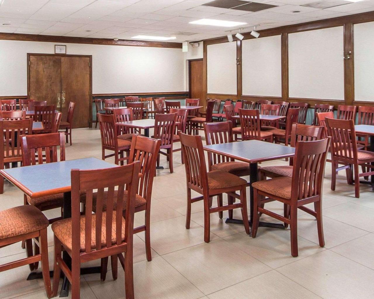 Quality Inn Ponca City Route 77 外观 照片