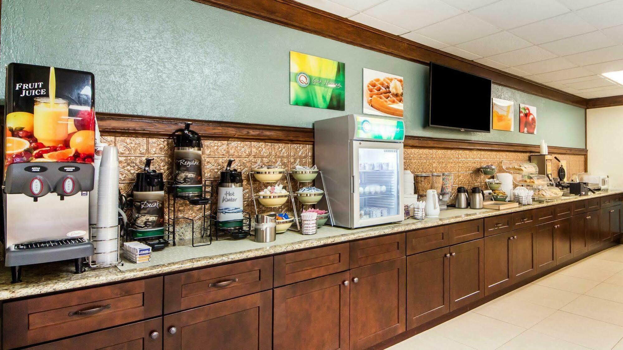 Quality Inn Ponca City Route 77 外观 照片